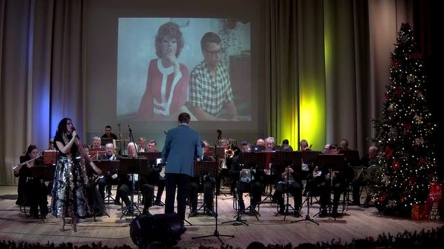 Звенит январская вьюга