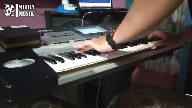 Karaoke Tajau - Dayang Sebalu смотреть онлайн