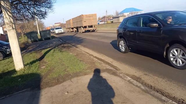 много интересных и разных грузовиков смотреть онлайн