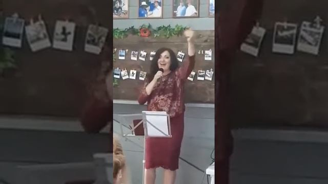 Лариса Андреева на празднике аэроклуба "Нормандия- Неман". Июнь 2019 г. смотреть онлайн