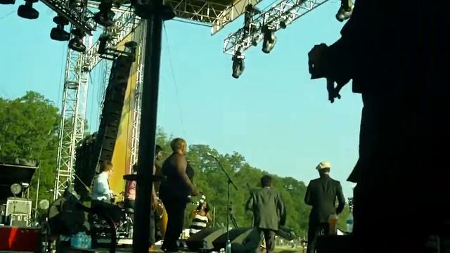 beatle bob does 360 moments after video captures this смотреть онлайн