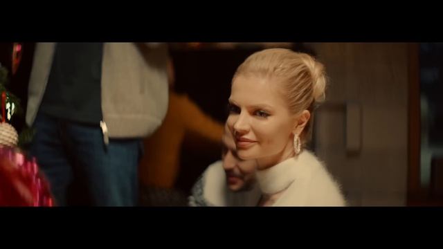 Сергей Лазарев, Влад Топалов - Новый год (Official Video) смотреть онлайн