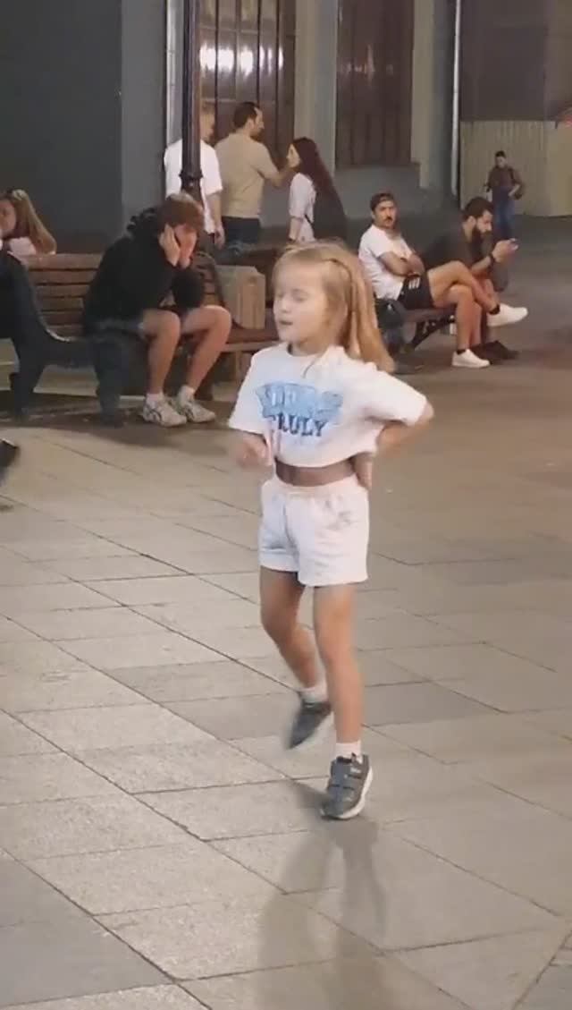 На Никольской смотреть онлайн