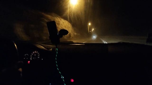 HYUNDAI ACCENT PLAYING WITH PORSCHE 911 CARRERA S AND MERCEDES G63 AMG смотреть онлайн