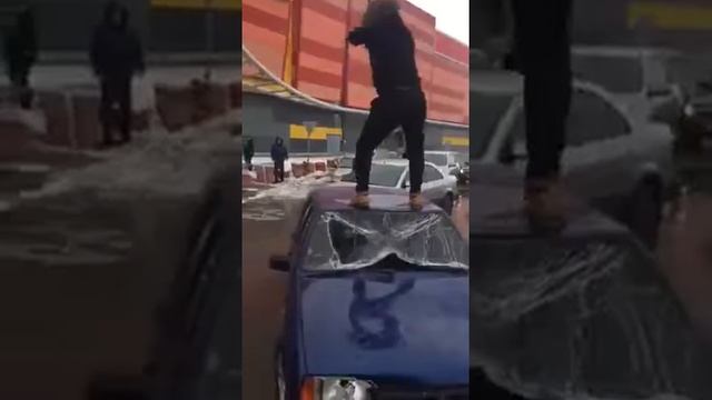 Разбил машину Махачкала смотреть онлайн