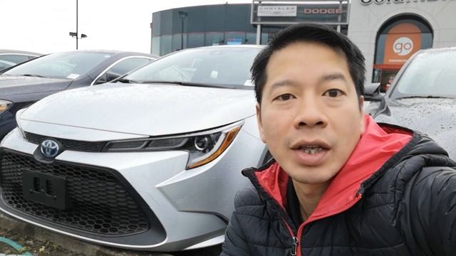 2021 Toyota Corolla Hybrid at Columbia Chrysler смотреть онлайн