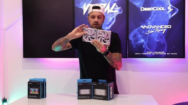 ALL NEW-Lian Li SL120 V2 Unboxing & Comparison with ALL Lian Li fans! смотреть онлайн