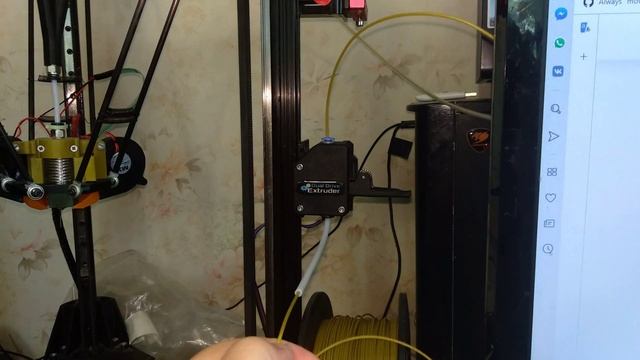 Протягивание пластика вручную через экструдер Trianglelab Bowden Extruder BMG смотреть онлайн