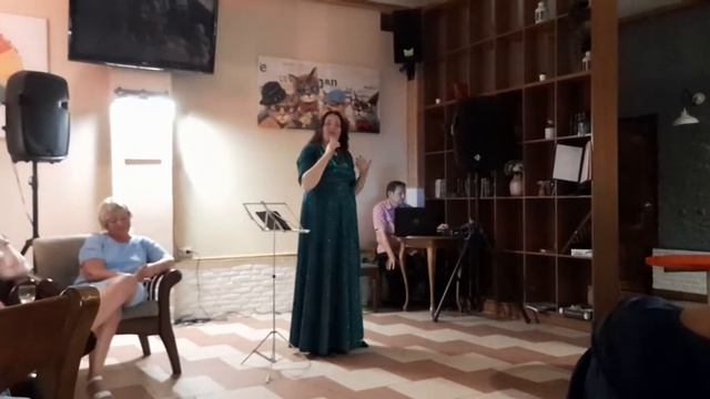 Лариса Андреева во время осенних гастролей по Черноморскому побережью. Сентябрь 2020 г. смотреть онлайн