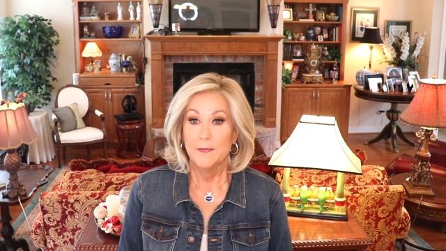 How to ROOT A WIG | Raquel Welch Upstage | Crazy Wig Lady смотреть онлайн