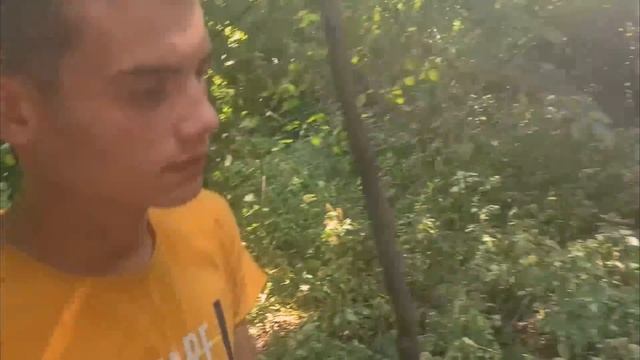 19 серия ПОМОГ АЛЕ С РАНОЙ. НА НАС ОБЪЯВИЛИ ОХОТУ В ДЕРЕВНЕ. МЫ НЕ ВЕРНЕМСЯ смотреть онлайн