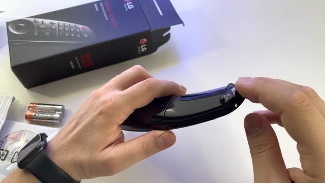 Unboxing LG Magic Remote MR20GA - model 2020 смотреть онлайн