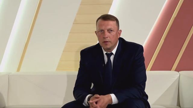 Лицом к лицу . Гость: судья Николай Щеглов (функции и специфика суда присяжных) смотреть онлайн