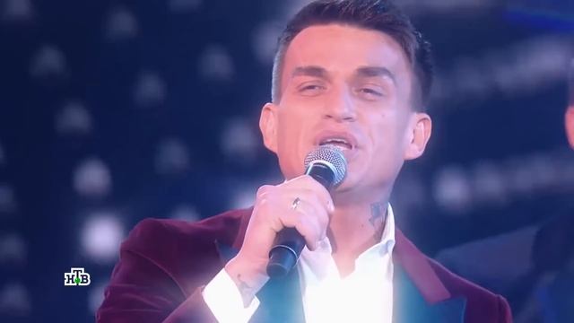 Сергей Лазарев и Влад Топалов - Новый год (шоу "Маска") смотреть онлайн