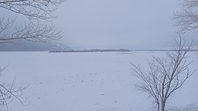 30.12.2024 САМАРА - лесобиржа ледовая обстановка.. смотреть онлайн