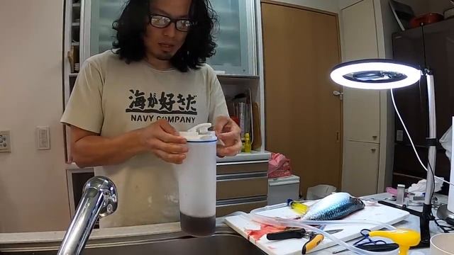 サバの血管にお酢を流したらとんでもないことに。【狂気の血抜き13】127 смотреть онлайн