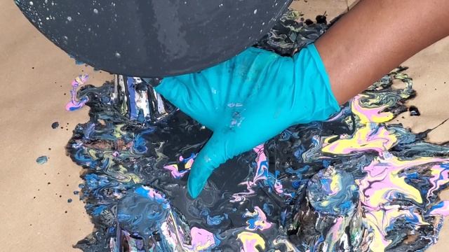 Miniature Pearl Cells with Satin Enamel~Acrylic Pouring Painting for beginners смотреть онлайн