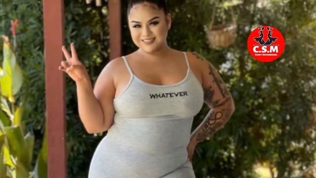 Selena Gonzalez Curvy & Plus Size Fashion Model, Instagram Star, & Social Media Influencer смотреть онлайн