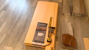 Укладка ламината на OSB, продолжаем второй этаж.