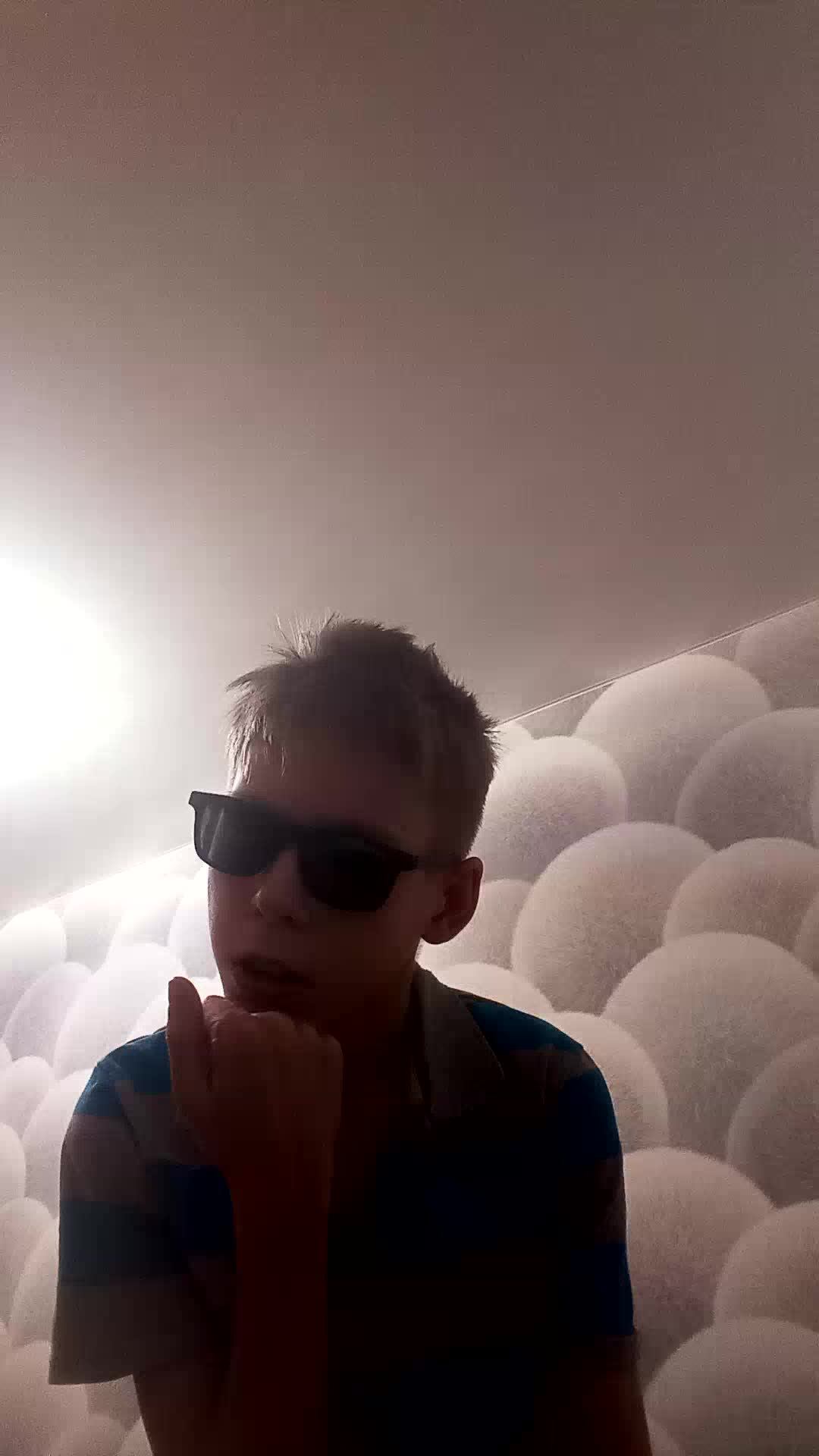 общаемся, отвечаем на вопросы от подписчиков и не только! интересный Стрим!)