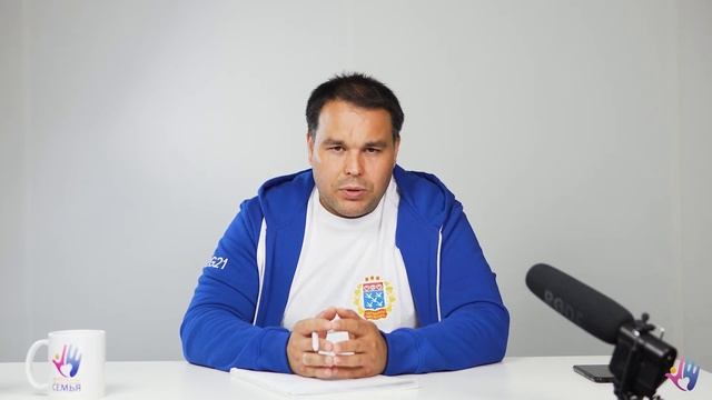 Центр "Семья". Психолог Ефимов Олег. Модели родительства. смотреть онлайн