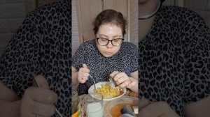 Селедка с молоком/Не трогайте Ирочку без валерьяночки)