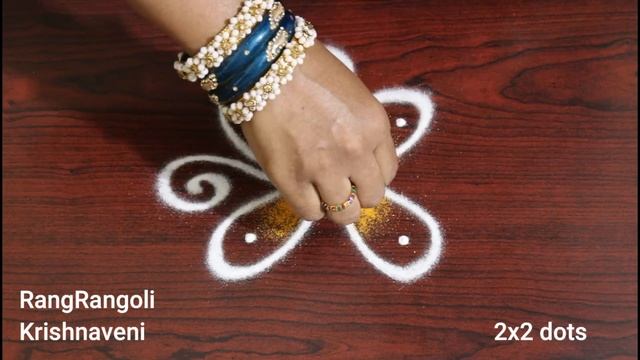 Easy Kolam for Daily use🌺2x2 dots Small Muggulu🌺Simple Rangoli🌺RangRangoli Krishnaveni смотреть онлайн