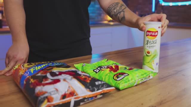 УЛЬТРА ДОРОГИЕ VS УЛЬТРА ДЕШЕВЫЕ ЧИПСЫ смотреть онлайн