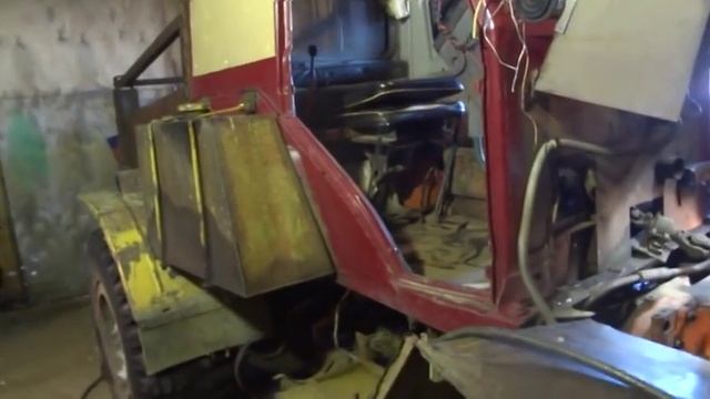 Самодельный трактор, история как я "очканул" в ночном лесу. смотреть онлайн