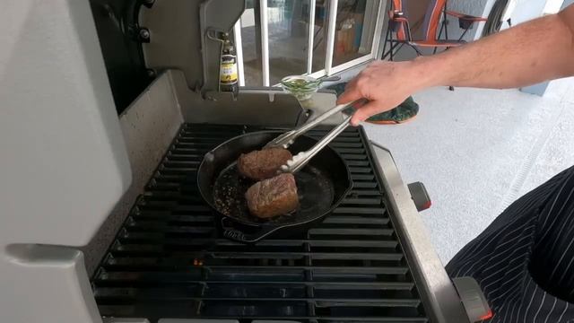 Perfect Steak Battle! Accepting All Challengers! смотреть онлайн
