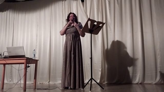 На концерте Ларисы Андреевой в Калужской области. 25 марта 2023 г. смотреть онлайн