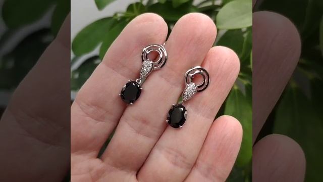 Серьги с черными камушками, английский замок, Xuping 17 BYN Доставка по БЕЛАРУСИ смотреть онлайн