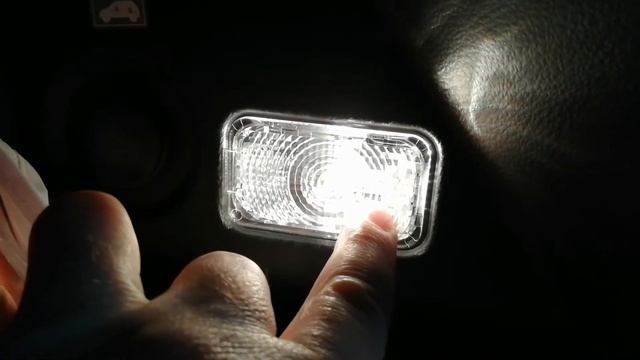 SUZUKI VITARA HYBRID 2020 - 2021 LUGGAGE COMPARTMENT LIGHT BRIGHTNESS смотреть онлайн