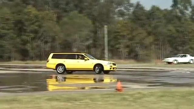 Stagea Skid Pan Figure of 8 смотреть онлайн