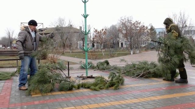 Новогоднее оформление центральной площади Приморска, 22 декабря 2024 года смотреть онлайн