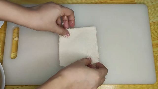 CHEESY HOTDOG BREAD ROLL | YUMMY SNACK FOR KIDS смотреть онлайн