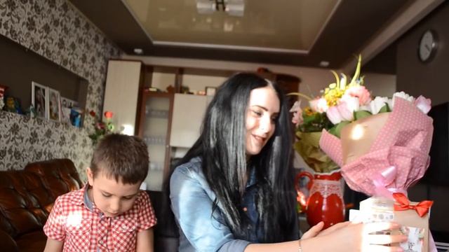 Буктьюб сюрприз от Даши Glitter Magic смотреть онлайн