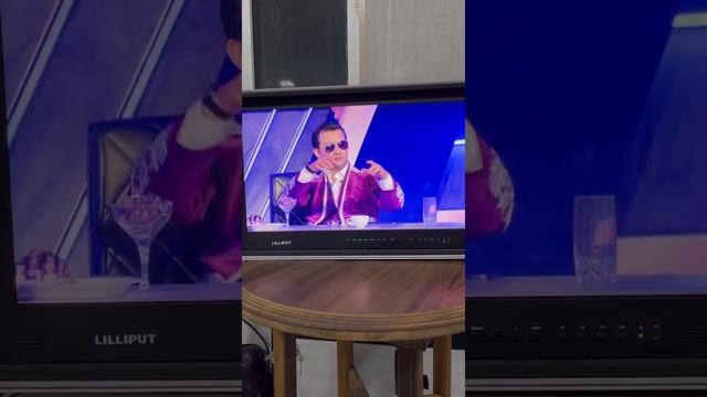 Umidaxon - Kim ekan shousining kamera orti sarguzashtlari смотреть онлайн