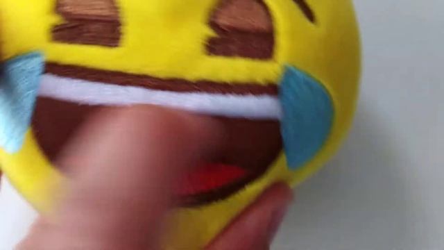 Burger King emoji plushies смотреть онлайн