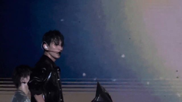 221228 SEVENTEEN (세븐틴) - Shadow @BE THE SUN CONCERT in Jakarta DK Focus 비더썬 콘서트 도겸 직캠 смотреть онлайн