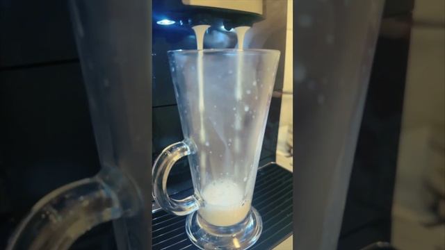 Лучшее для пациентов #виниры #стоматология #кофе #винирымосква #латте #music #vintage #vinyl #song смотреть онлайн