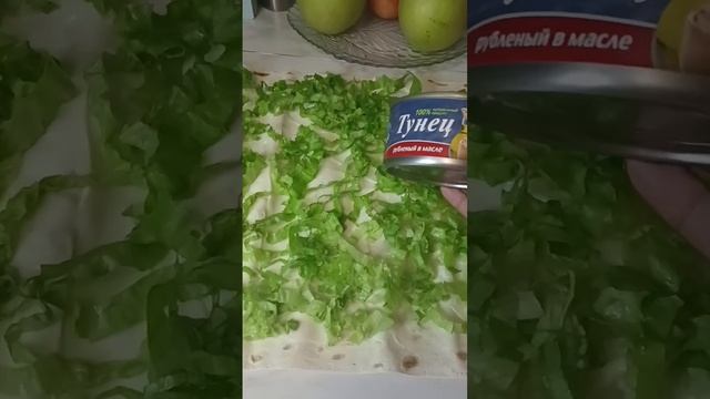 Закуска с тунцом#едаэтоискусство#мысливслух#обстановкапокайфу смотреть онлайн