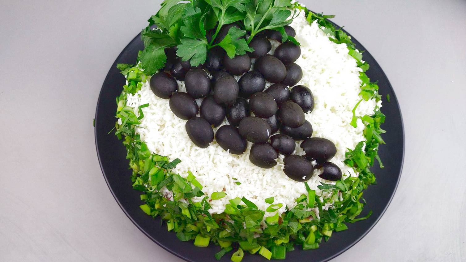 ДЕШЕВЫЕ И Супер БЫСТРЫЕ,от них не устоять!Праздничный САЛАТ "ВИНОГРАДНАЯ ГРОЗДЬ"Как украсить салат смотреть онлайн