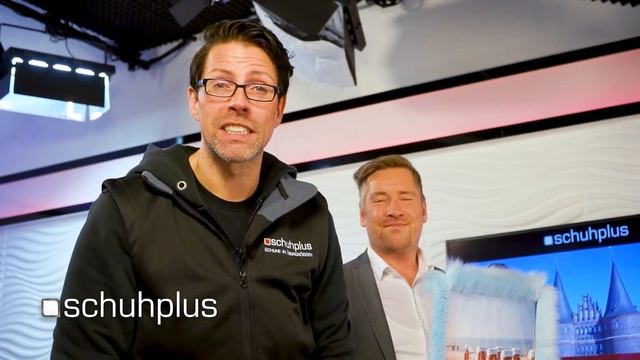 Zu Lübeck gehört das Marzipan – und ab dem 27.11. auch schuhplus смотреть онлайн