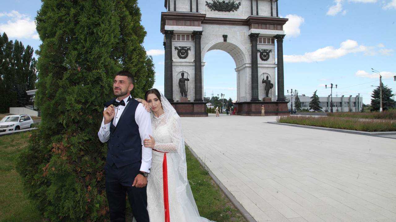 Тимур и Эльмира Мусаевы 06.07.2024 г. Курск