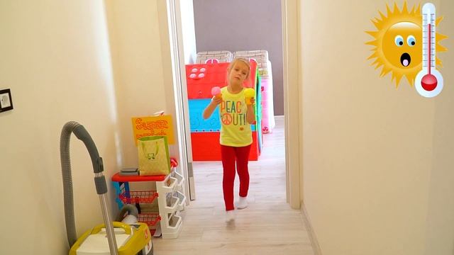 Margo Pretend Play with ICE CREAM Drive Thru Toy Store смотреть онлайн