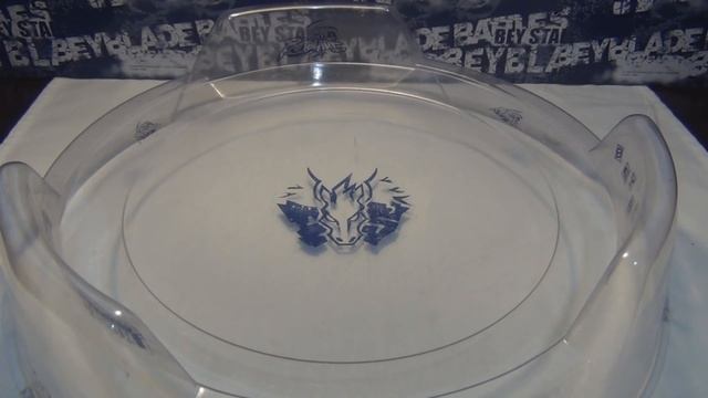 Beyblade BATTLE: Phantom Orion 145ES vs Beat Fox DF105XF (Bernard's Loop Attack 2-pack) смотреть онлайн
