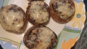 Шампиньоны фаршированные в аэрогриле