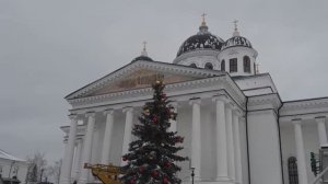 Воскресенье в Воскресенском соборе. Арзамас день первый. На Соборной площади.