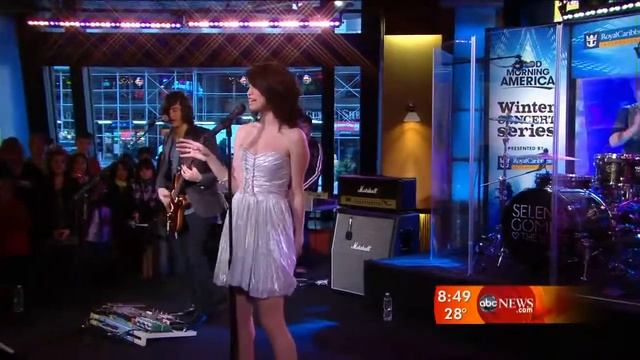 Selena Gomez & the Scene - Naturally (Good Morning America) (11th February 2010) смотреть онлайн